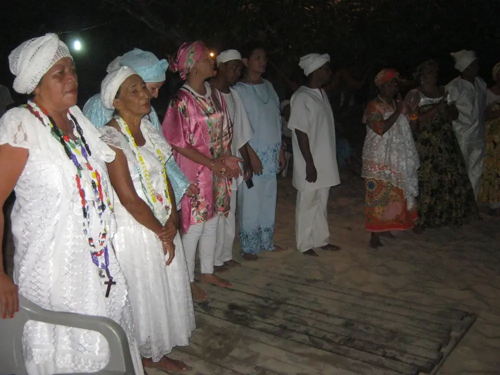 Cena de festa em homenagem à cabocla Mariana, na praia de ponta de pedras, em Santarém, Pará, em 2012