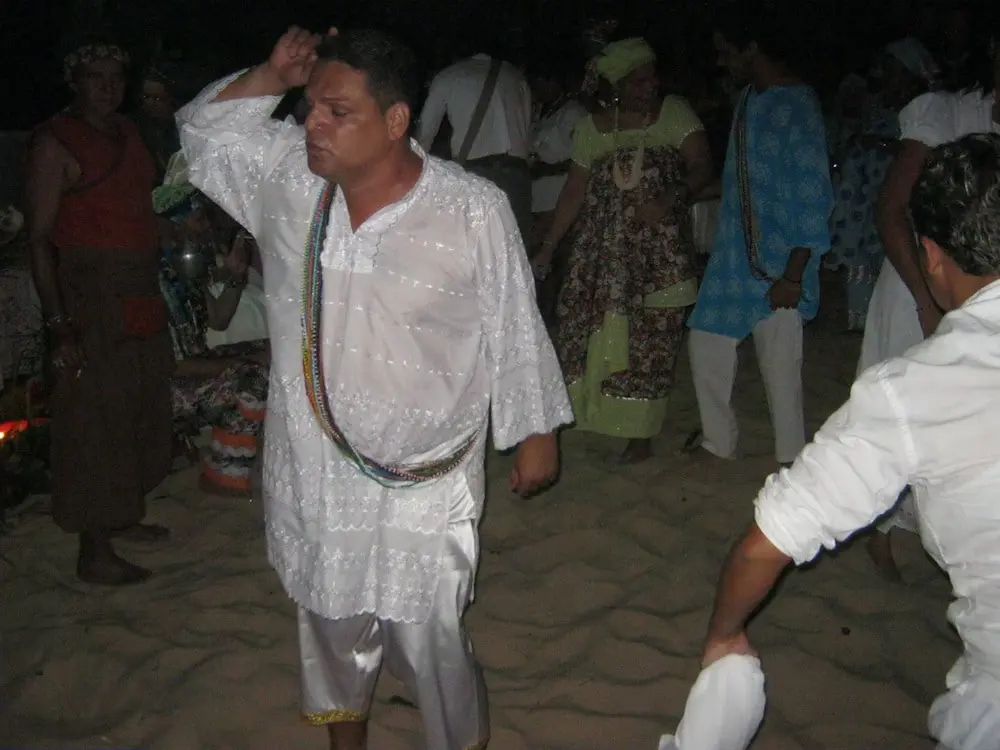 Cena de festa em homenagem à cabocla Mariana, na praia de ponta de pedras, em Santarém, Pará, em 2012