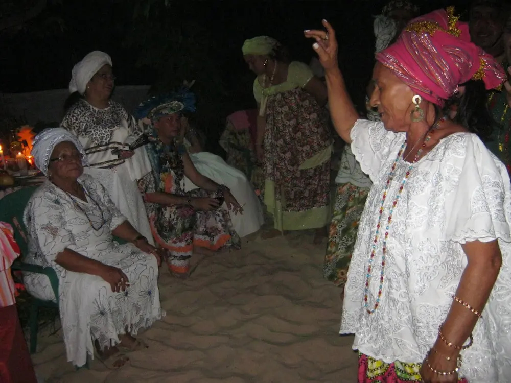 Cena de festa em homenagem à cabocla Mariana, na praia de ponta de pedras, em Santarém, Pará, em 2012