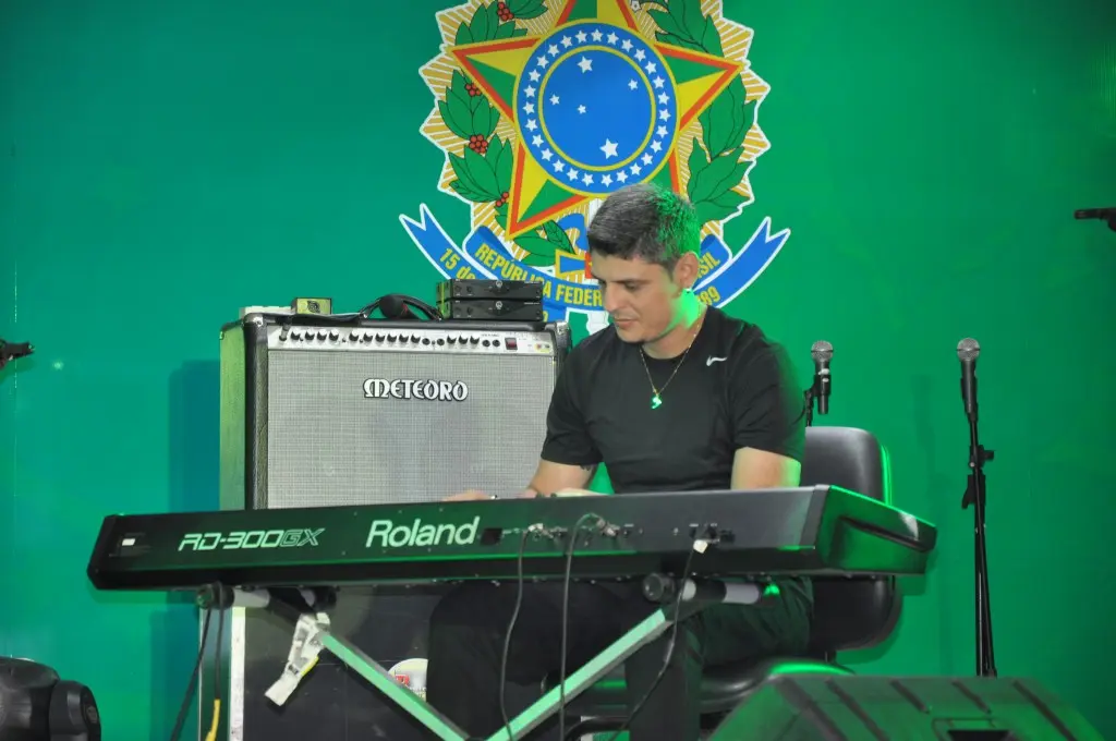 Andreson Dourado no "Wirapu'ru - Encontro Internacional de Música na Amazônia", promovido pela Ufopa em 2015.
