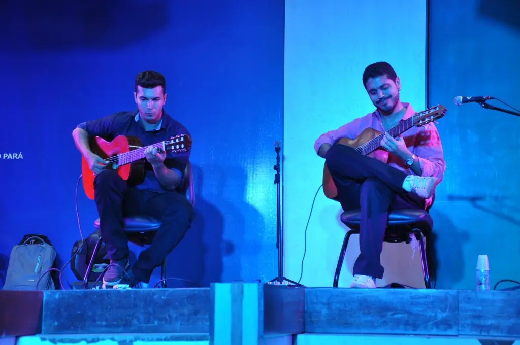 George Costa e Henrique Neto no "Wirapu'ru - Encontro Internacional de Música na Amazônia", promovido pela Ufopa em 2015.