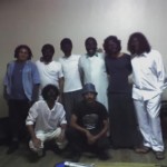 Equipe da apresentação do duo Artesanato Furioso na pauta maldita, no porão do teatro Waldemar Henrique, em Belém do Pará, 2007