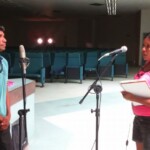 Foto de Elene Gomes, no auditório da Ufopa (unidade Tapajós), em 01/2016 Cantores durante gravação do álbum Nheengatu (Canções na Língua Geral Amazônica), no auditório da Ufopa, em Santarém.