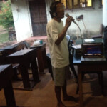 Miguel Baniwa, no Centro Indígena Maíra, em 17/06/2016. Miguel Baniwa gravando a voz, no Centro Indígena Maíra, para o álbum Nheengatu (Canções na Língua Geral Amazônica).