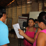 Miguel Baniwa e alunos do Curso de Nheengatu, no Centro Indígena Maíra, em 21/07/2016. Coro gravando para o álbum Nheengatu (Canções na Língua Geral Amazônica), no Centro Indígena Maíra, em Santarém.